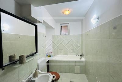 Apartament cu 3 camere decomandat în Ștrand - 12