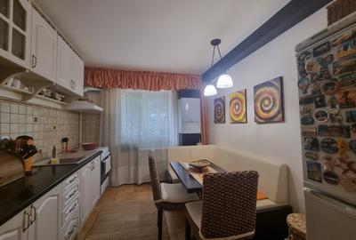 Spectacol&culoare! Apartament unic in Bacau! Aleea Ghioceilor, etaj 1 - 13