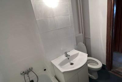 Apartament cu 3 camere decomandat în Soarelui - 6