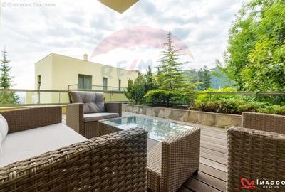 Apartament cu 2 camere decomandat în Drumul Poienii