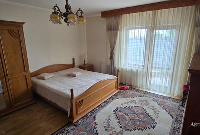 Casă individuală cu 10 camere în Central - 3