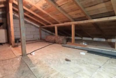 Casă cu 5 camere cu Teren 300 Mp în Central