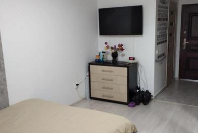 Garsonieră semidecomandată în Central - 1