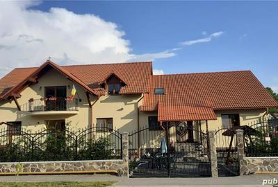 Casă cu 6 camere în Ocna Sibiului - 1