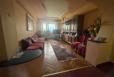 Apartament 3 camere decomandat Capital - 2