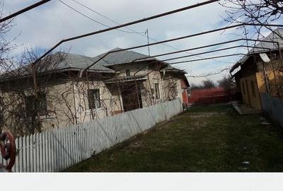 Casă cu 5 camere cu Teren 4000 Mp în Central - 3