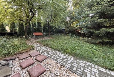 Apartament 3 camere  2 bai + curte si parcare | 15 Noiembrie - 11