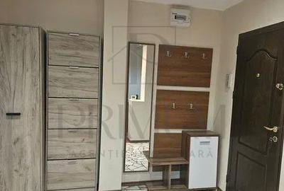 Girocului - 2 Camere - 2 Balcoane - Decomandat - Centrala termica proprie - Etaj - 5