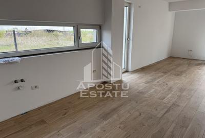 Duplex  modern despartit prin camera tehnica - 13