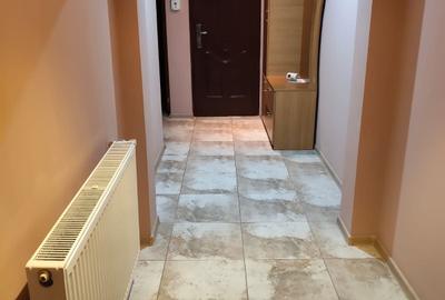 Apartament cu 3 camere nedecomandat în Central