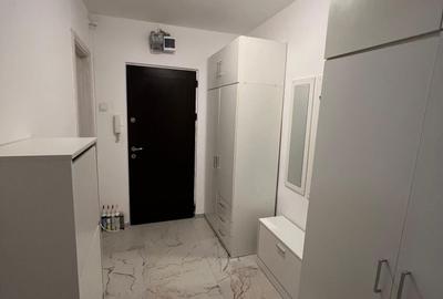 Garsonieră în Apărătorii Patriei - 2