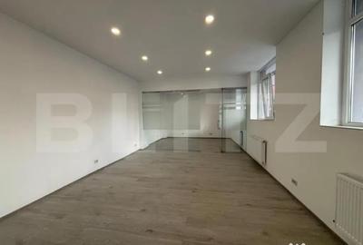 Spațiu comercial, de 55 mp, în Central