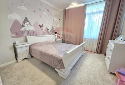 Apartament cu 3 camere decomandat, mobilat în Central - 12