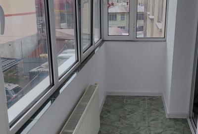 Apartament cu 2 camere decomandat în Central - 1