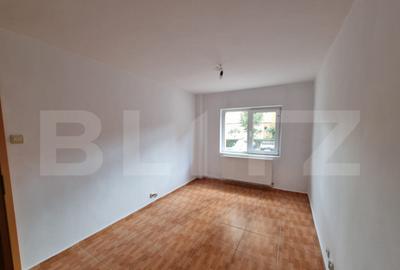 Spa?iu comercial & birouri, 55 mp, Calea Bucuresti - 2