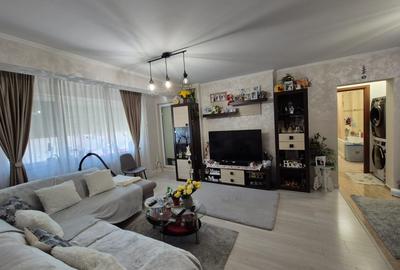 Apartament cu 2 camere decomandat, mobilat în Kamsas