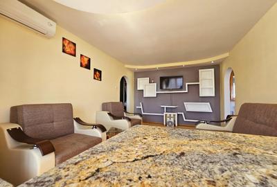 Apartament cu 2 camere semidecomandat, mobilat în Sud