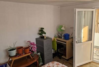 Casă cu 2 camere cu Teren 1686 Mp în Găvănești - 14