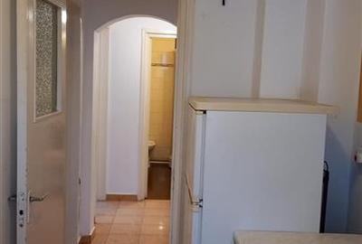 Apartament cu 2 camere decomandat, mobilat în 9 Mai - 8