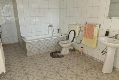 Casă cu 3 camere în Țigău