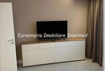 Apartament cu 3 camere decomandat în Palazu Mare - 2