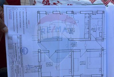 Casa 90m2 cu hala 120 m2 si 8 ari de teren de vanzare in ... - 1