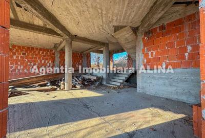 Casă cu 5 camere în Sântuhalm - 12