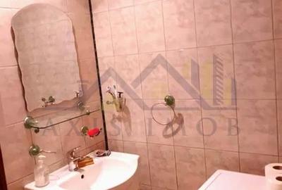 Apartament cu 3 camere decomandat în 1 Decembrie - 2