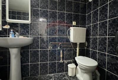 Casă cu 4 camere cu Teren 330 Mp în Central - 10