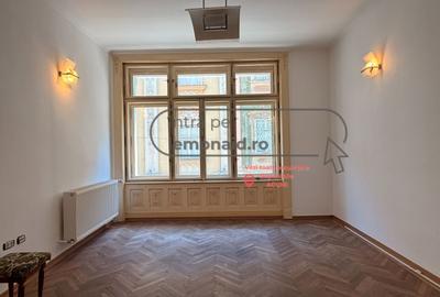 Apartament cu 3 camere decomandat în P-ța Unirii - 12