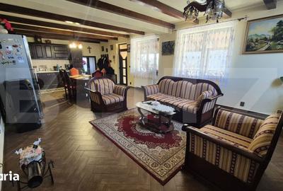 Casă cu 5 camere cu Teren 1487 Mp în Lazuri - 17