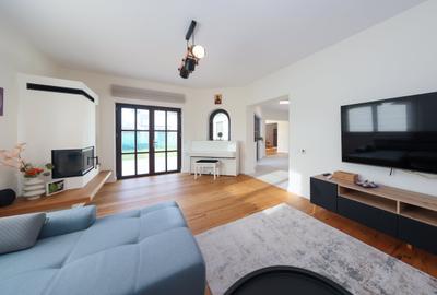 Vila individuala 5 camere cu Garaj | Ghimbav Cristian | Comision 0 - 2