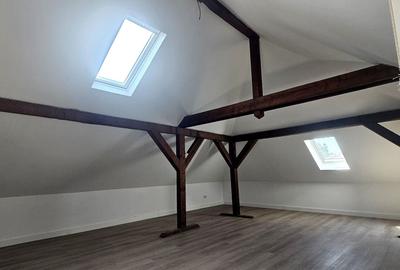 Duplex cu 7 camere cu Canalizare în Vest - 15