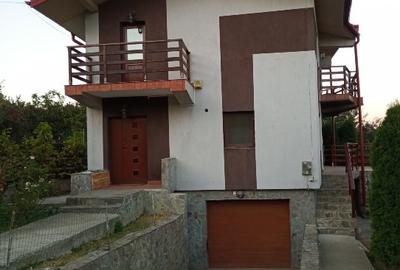 Casă individuală cu 5 camere cu Teren 300 Mp în Bucium - 2