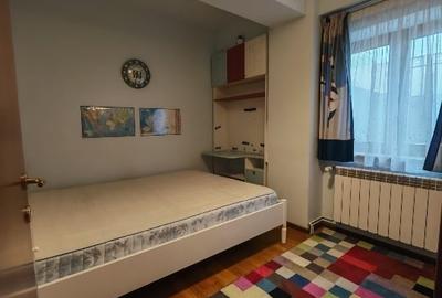 EXCLUSIVIST | Oază Urbană cu Curte Proprietate - Apartament 5 Camere, 3 Băi, 2 L - 12