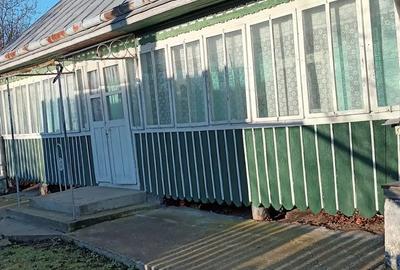 Casa batraneasca de vanzare - 2