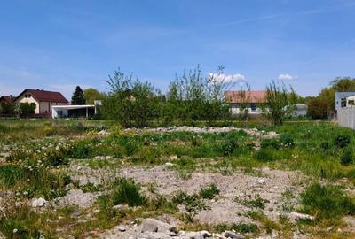 Teren Construcții intravilan de 660 mp, în Stupini - 3