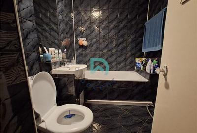 Apartament cu 3 camere decomandat în Județean - 4