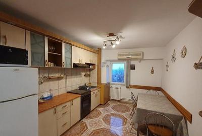 Garsonieră decomandată în Andrei Mureșanu - 1