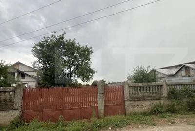 Teren de 1027 mp, în Central