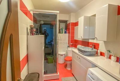 Casă cu 4 camere cu Canalizare în Central - 7