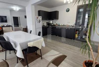 Casă cu 4 camere cu Teren 550 Mp în Central - 11