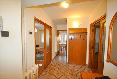 Apartament de 3 camere | Bulevardul Unirii - 8