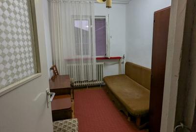Proprietar vand apartament cu 3 camere semidecomandat - 6