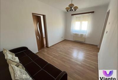 Apartament cu 3 camere semidecomandat, mobilat în Țiglari - 1