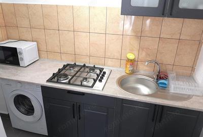Garsonieră decomandată în Central - 1