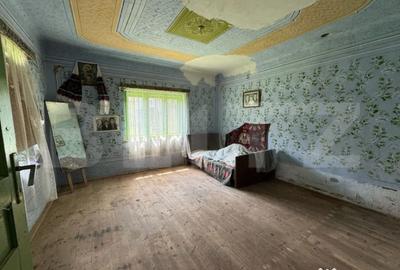 Casă cu 3 camere cu Teren 1789 Mp în Central - 5