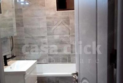 Apartament cu 3 camere decomandat, mobilat în Micro 20