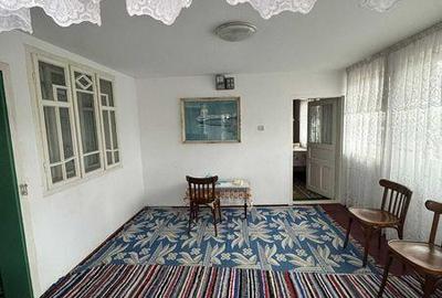 Casă cu 4 camere cu Teren 500 Mp în Ghindăoani - 2