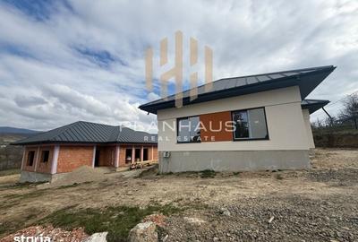 Casă cu 4 camere cu Teren 600 Mp în Central - 4